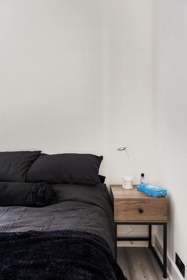 Beautifully Modern 2-Bed Apartment W/Garden Londres Exterior foto