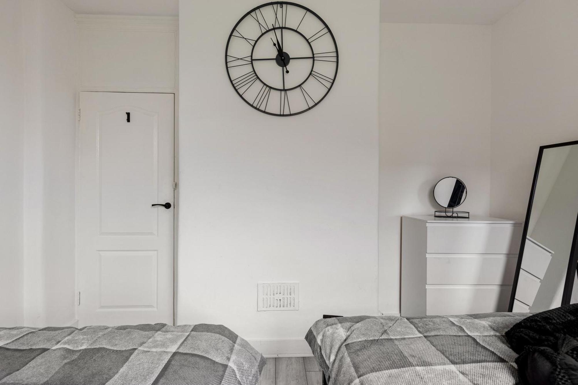 Beautifully Modern 2-Bed Apartment W/Garden Londres Exterior foto